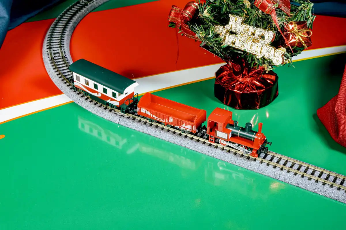 KATO N Gauge Christmas Chibi Loco Steam Model Railroad Set 10-503-3