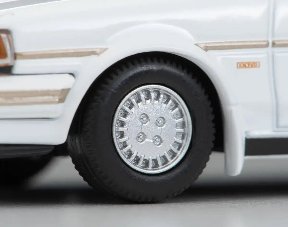 Tomytec Tomica LV-N156C 1/64 Toyota Cresta Exceed White 1985 Model- Japan Figure Store - #1 Bring To You The Best Japanese Goods