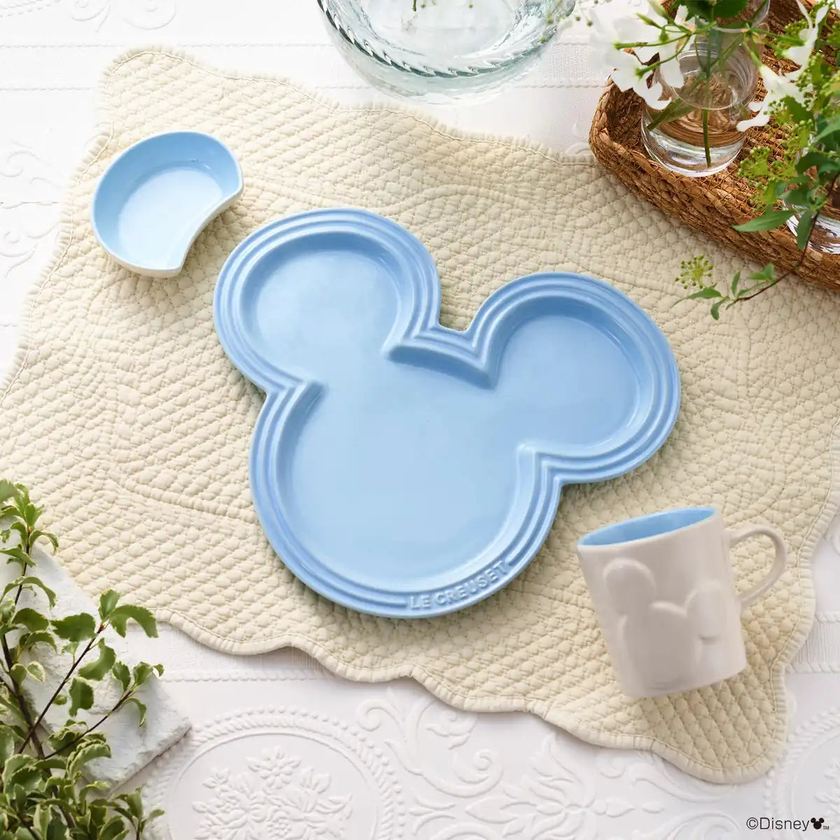 Le Creuset Disney Mickey Mouse Pink Tableware Set Microwave Dishwasher Safe- Japan Figure Store - #1 Bring To You The Best Japanese Goods