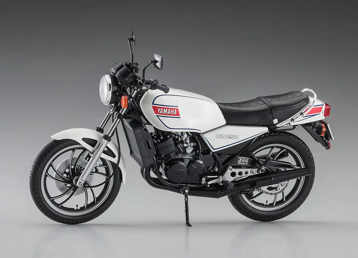 Hasegawa 1/12 Yamaha RZ250 (4L3) 1980 BK13- Japan Figure Store - #1 Bring To You The Best Japanese Goods
