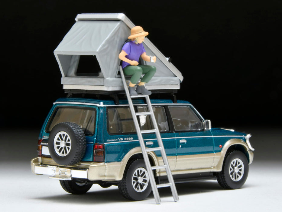 Tomytec 1/64 Mitsubishi Pajero Mid Roof VR with Option Parts Green Beige- Japan Figure Store - #1 Bring To You The Best Japanese Goods