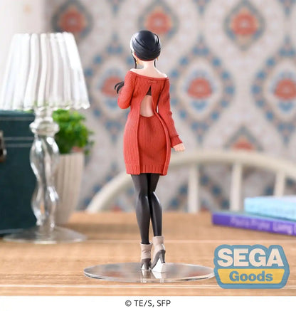 Sega Spy x Family Yor Forger PM Figure Shifuku Version Collectible- Japan Figure Store - #1 Bring To You The Best Japanese Goods