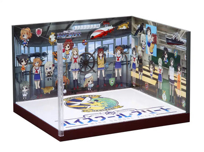 FUJIMI 170411 High School Fleet Graphic Garage 1/24 Scale Kit- Japan Figure Store - #1 Bring To You The Best Japanese Goods