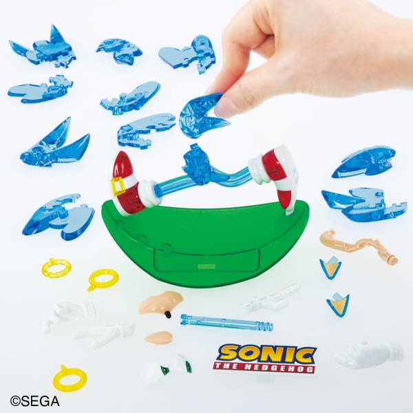 Beverly Sonic the Hedgehog Crystal Puzzle 43-Piece Figure Display