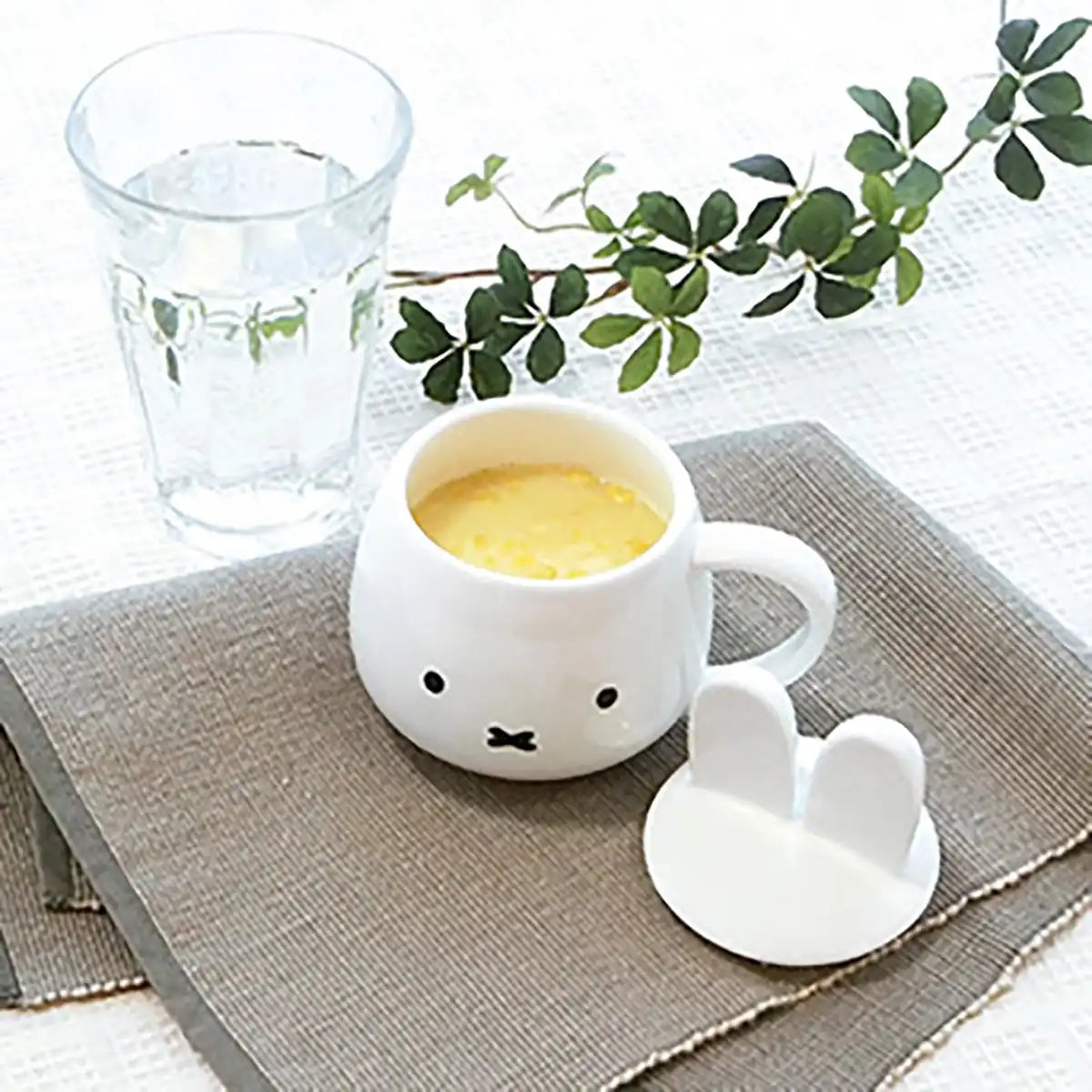 Kaneshotouki Miffy Mug w/Ear Lid 270ml 200101- Japan Figure Store - #1 Bring To You The Best Japanese Goods