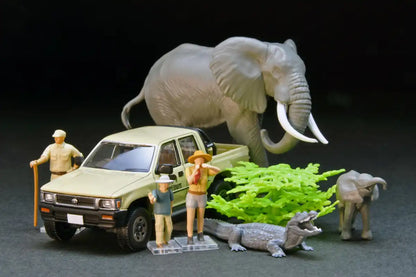 Tomytec Safari 2 Toyota Hilux 4WD Pickup Double Cab Model Set- Japan Figure Store - #1 Bring To You The Best Japanese Goods