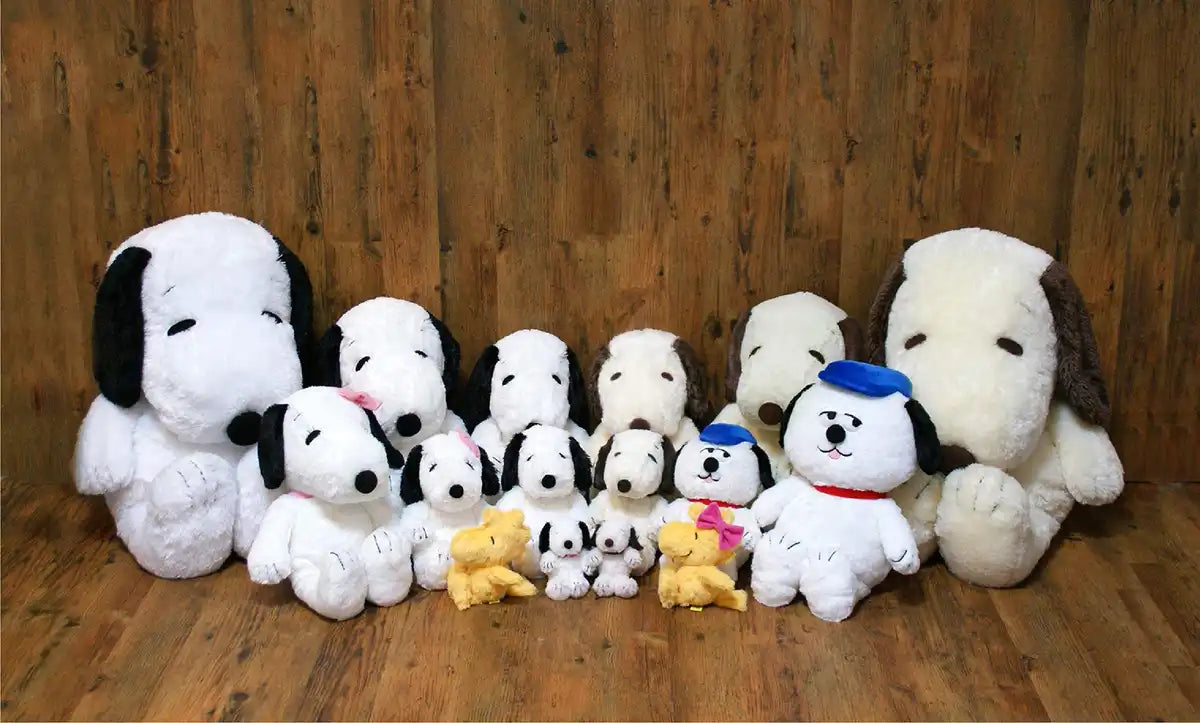 NAKAJIMA CORPORATION Plush Doll Hug Hug Snoopy M Black Tjn- Japan Figure Store - #1 Bring To You The Best Japanese Goods