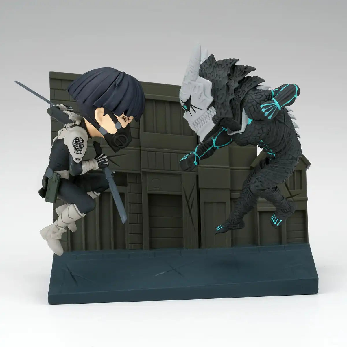 Banpresto Kaiju No. 8 Log Stories Hoshina vs Kaiju Figure Collectible