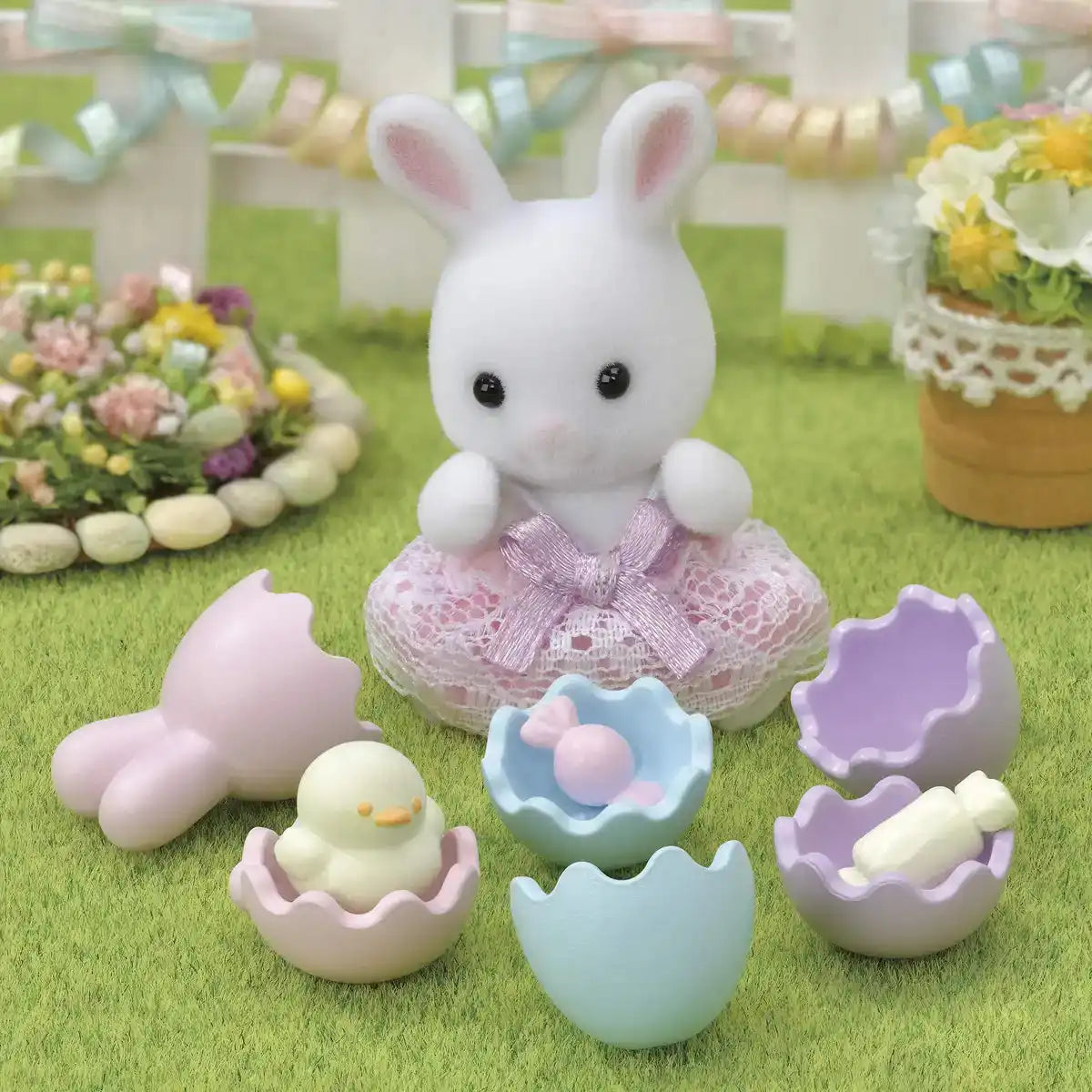 Epoch Sylvanian Families White Rabbit's Easter Set Seasonal Toy Dollhouse for Ages 3+- Japan Figure Store - #1 Bring To You The Best Japanese Goods