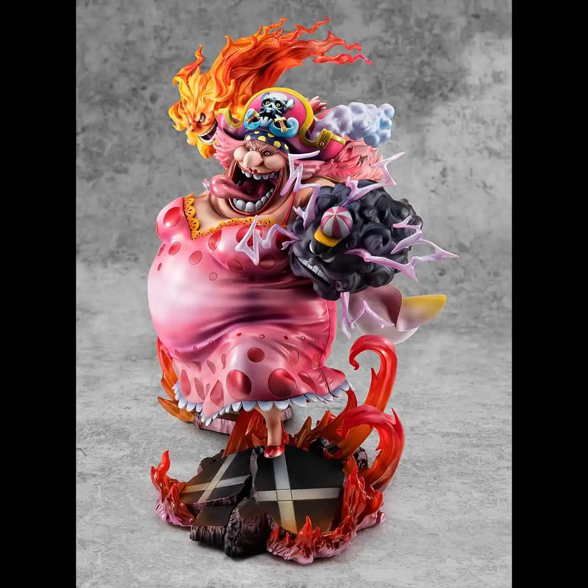 Megahouse One Piece Charlotte Linlin Napoleon Zeus P.O.P. Sa-Maximum Exclusive- Japan Figure Store - #1 Bring To You The Best Japanese Goods