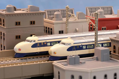 Rokuhan JNR Series 0 Shinkansen Hikari 4-Car Basic Train Set