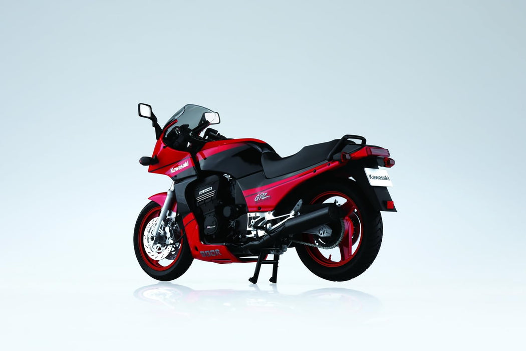 Aoshima 1/12 Kawasaki Gpz900R Ninja 1990 Model with Custom Parts