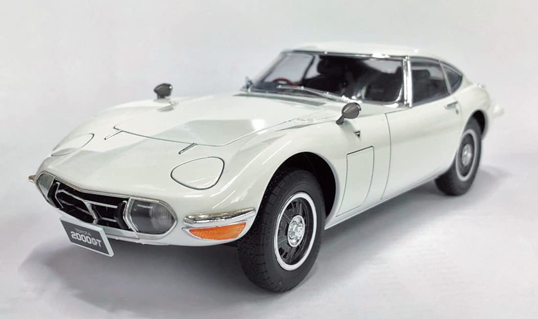 Qingdao Cultural Textbook Society (Aoshima) 1/24 Toyota MF10 2000GT 1969 Model Kit