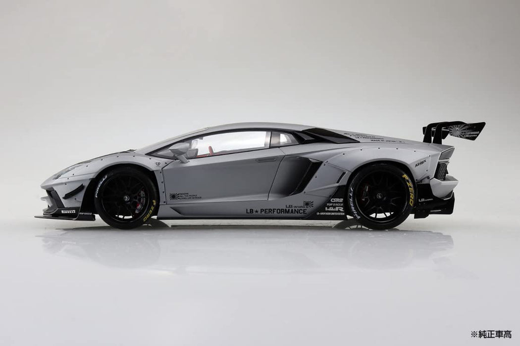 Aoshima 1/24 LB Liberty Walk Lamborghini Model