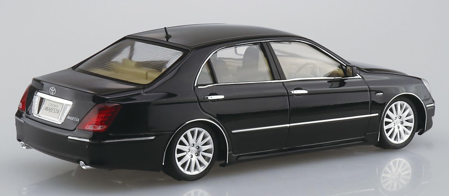 Qingdao Cultural Textbook Society (Aoshima) 1/24 Toyota Crown Majesta 2006 Model