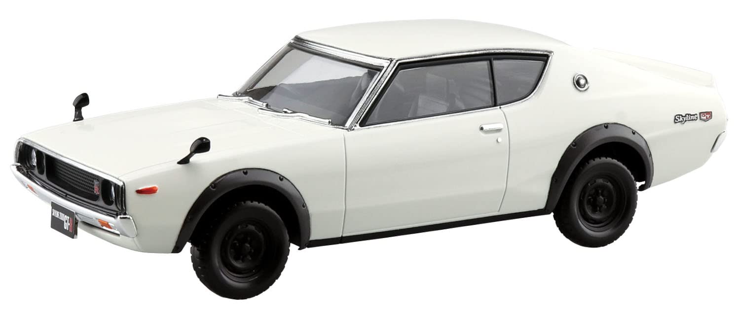 Aoshima Nissan Skyline GT-R 1/32 Model Kit White