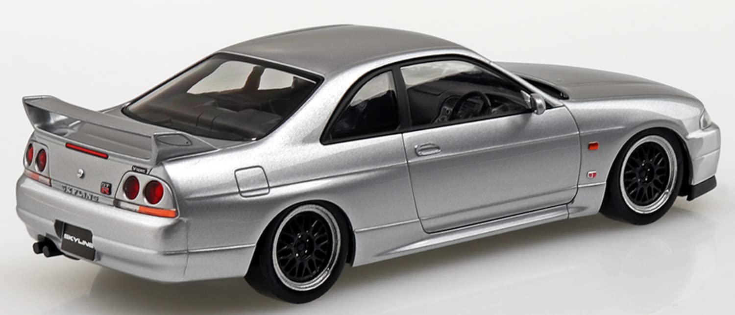 Qingdao Aoshima 1/32 Nissan R33 Skyline GT-R Snap Kit Sonic Silver Model- Japan Figure Store - #1 Bring To You The Best Japanese Goods