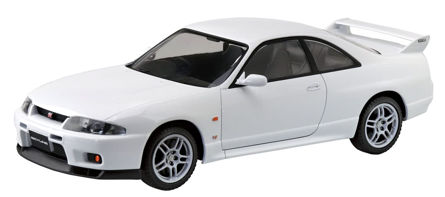 Aoshima 1/32 Snap Kit Nissan R33 Skyline GT-R White