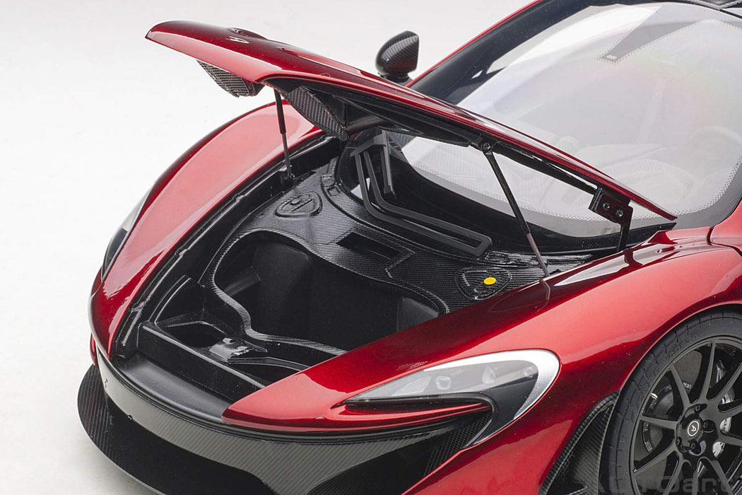 Modèle moulé sous pression Autoart 1/12 McLaren P1 finition rouge métallisé