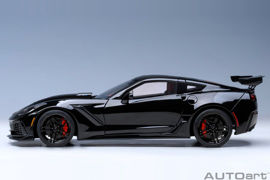 Autoart 1/18 Chevrolet Corvette C7 ZR1 Black Model Car Collection