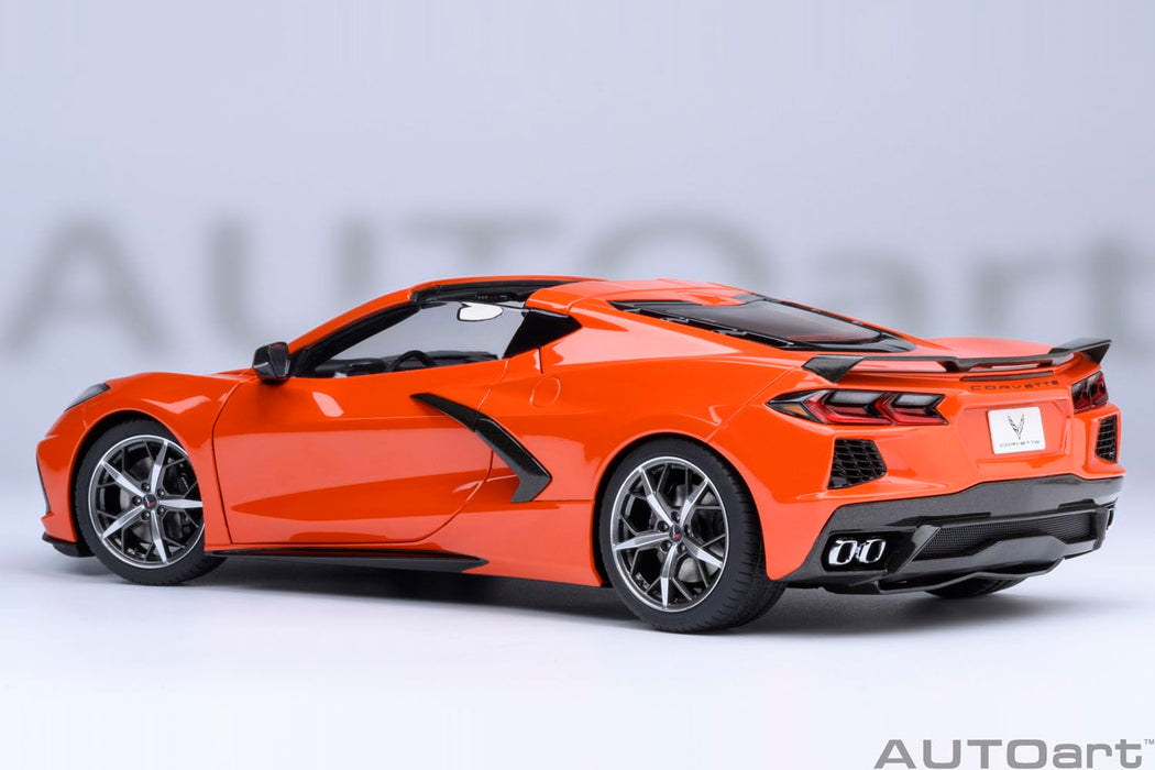 Modèle réduit de voiture Chevrolet Corvette C8 Stingray Z51 Orange à l'échelle 1/18 de Autoart