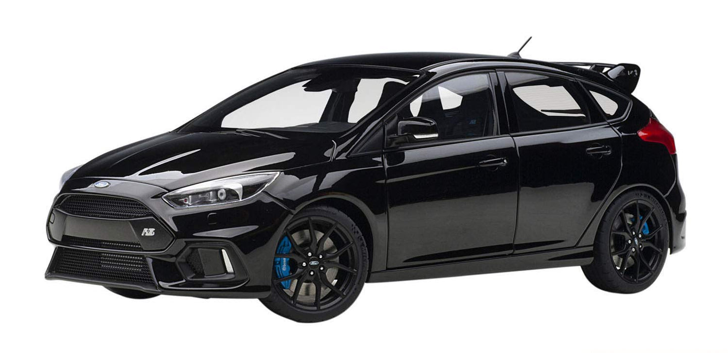 Modèle réduit de voiture Ford Focus RS à l'échelle 1/18 d'Autoart, finition noire