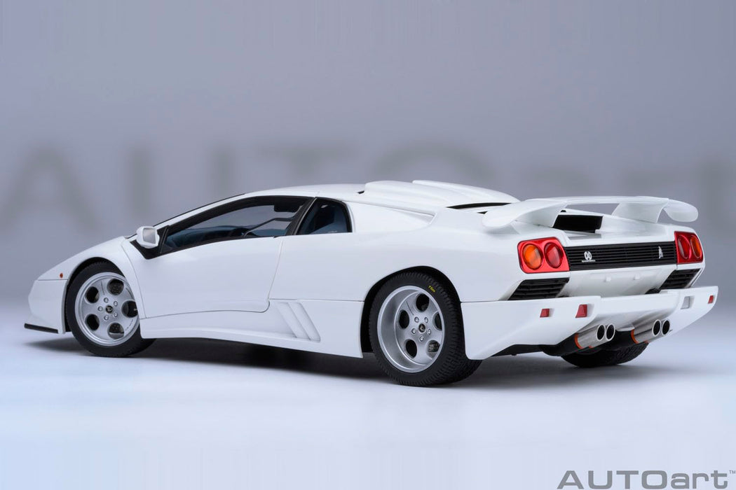 Autoart 1/18 Lamborghini Diablo Se30 Jota White Model Car Collectible