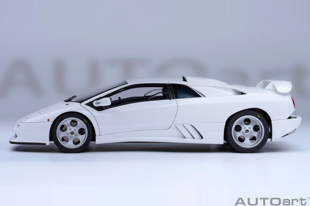 Autoart 1/18 Lamborghini Diablo Se30 Jota White Model Car Collectible