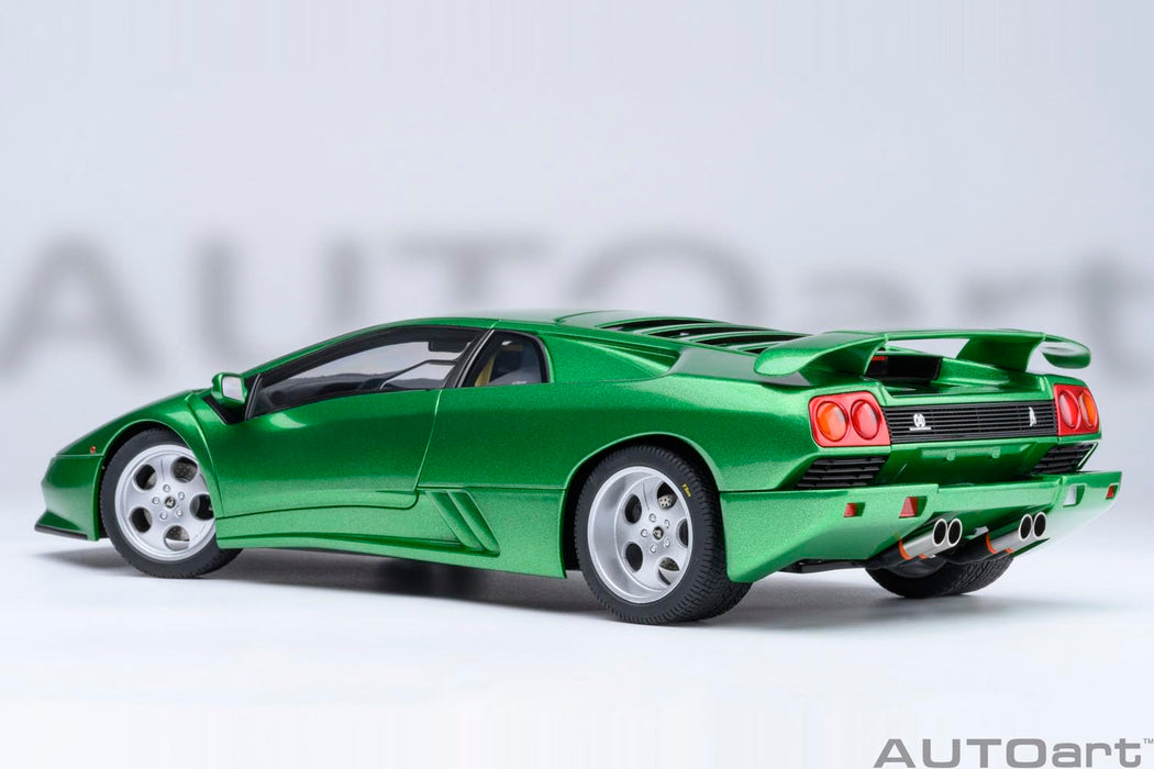 Autoart 1/18 Lamborghini Diablo SE30 Diecast Model Metallic Green Finish