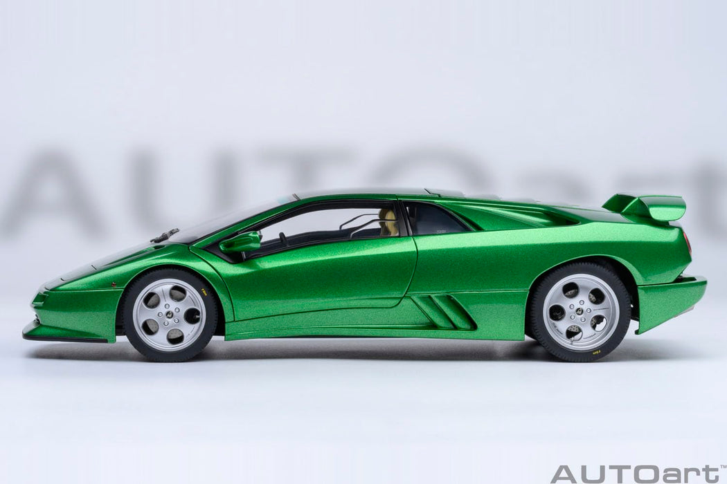 Autoart 1/18 Lamborghini Diablo SE30 Diecast Model Metallic Green Finish