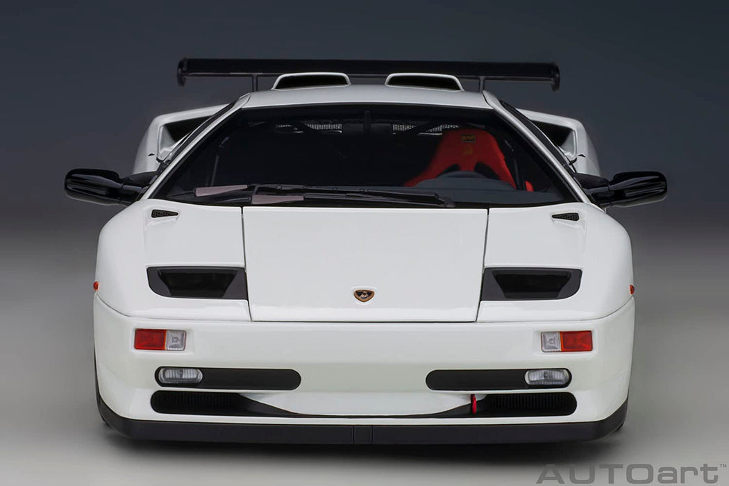 Réplique détaillée de la Lamborghini Diablo SV-R à l'échelle 1:18 de Autoart, modèle réduit de voiture Impact White