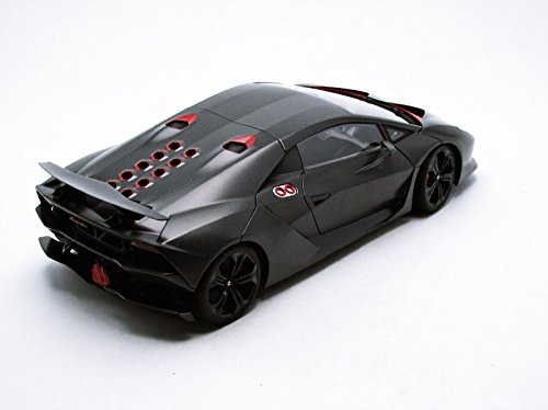 Modèle moulé sous pression Lamborghini Sesto Elemento 1/18 Autoart Gris carbone