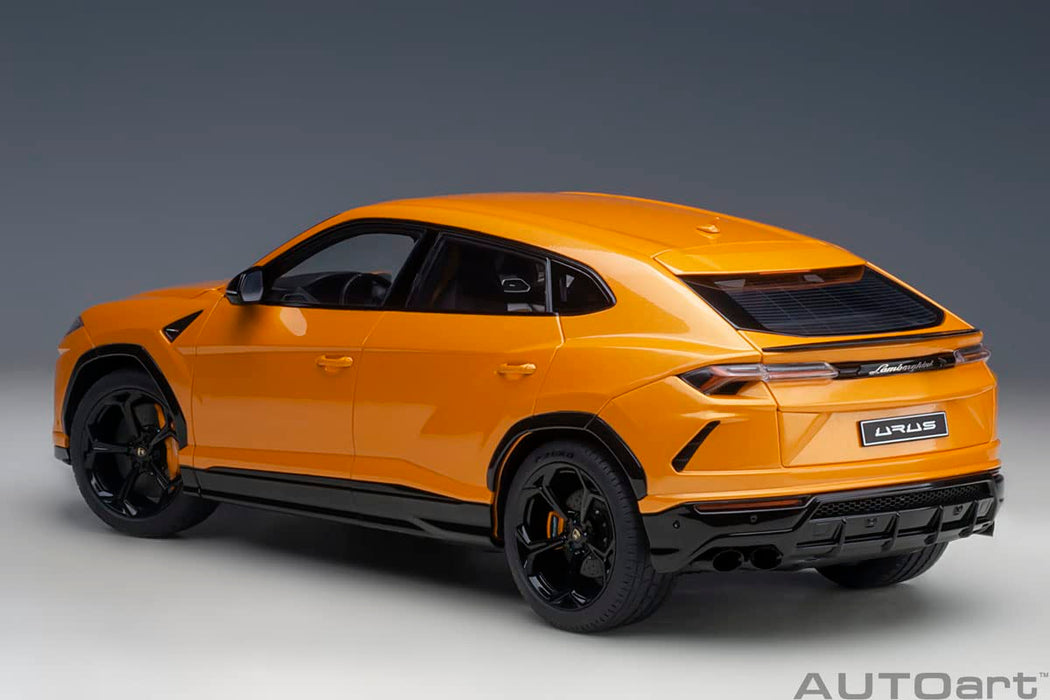 Autoart 1/18 Lamborghini Urus Model Pearl Orange Finish