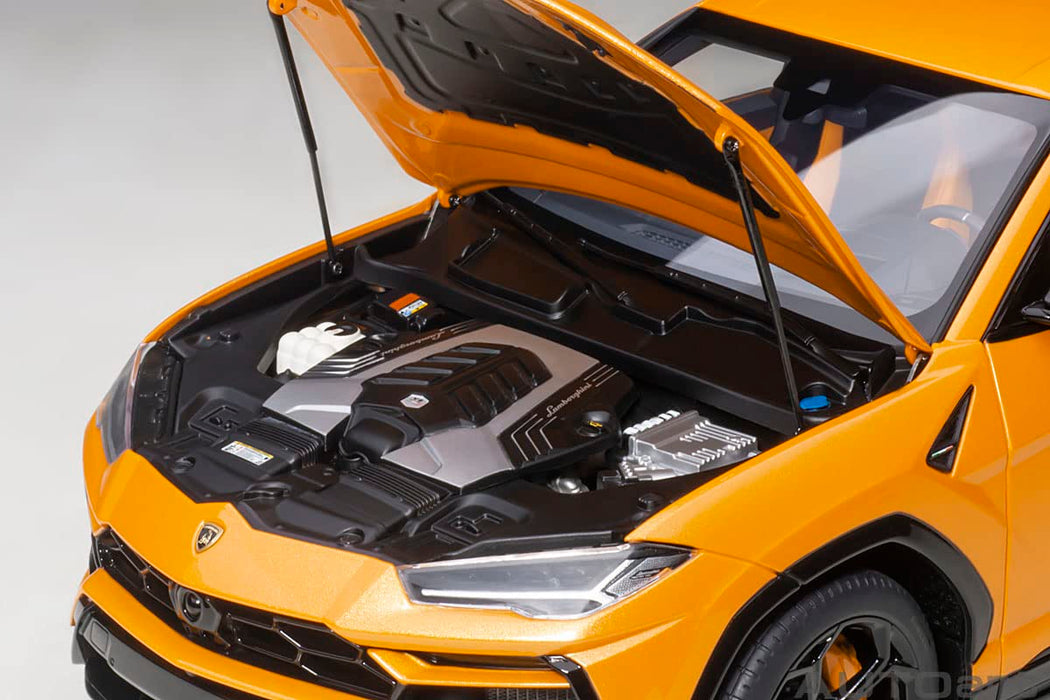 Autoart 1/18 Lamborghini Urus Model Pearl Orange Finish