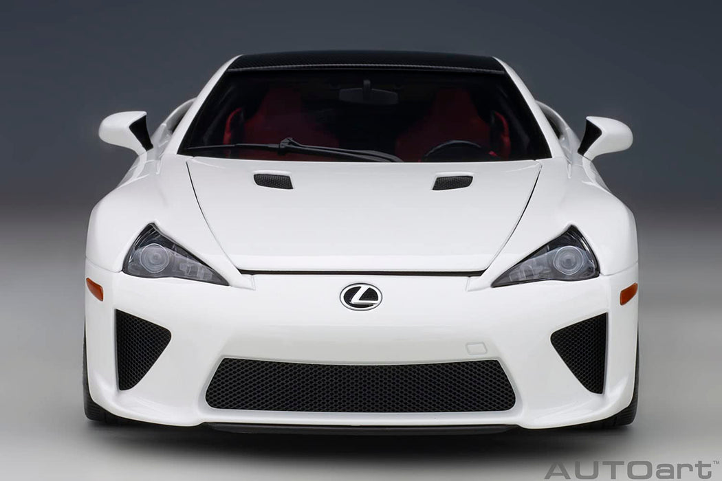 Autoart 1/18 Lexus LFA Whitest White Black Carbon Fertigmodell