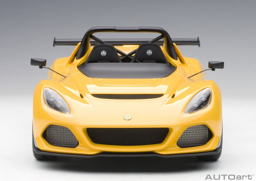 Modèle moulé sous pression Autoart 1/18 Lotus 3-Eleven finition jaune à collectionner