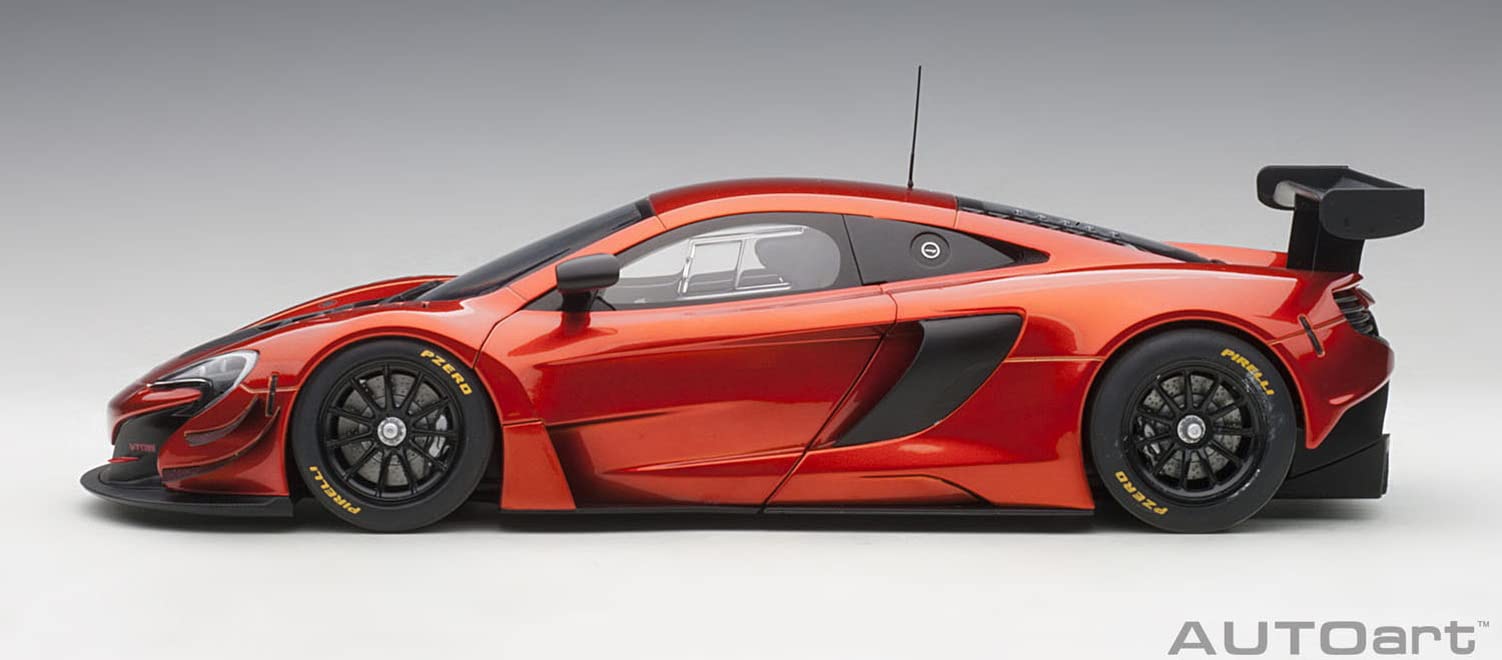 Modèle moulé sous pression McLaren 650S GT3 à l'échelle 1/18 d'Autoart en orange métallisé