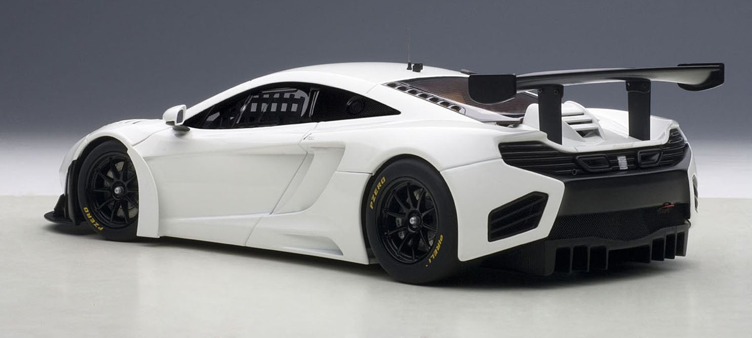 Modèle réduit de voiture moulé sous pression McLaren MP4-12C GT3 blanche Autoart 1/18