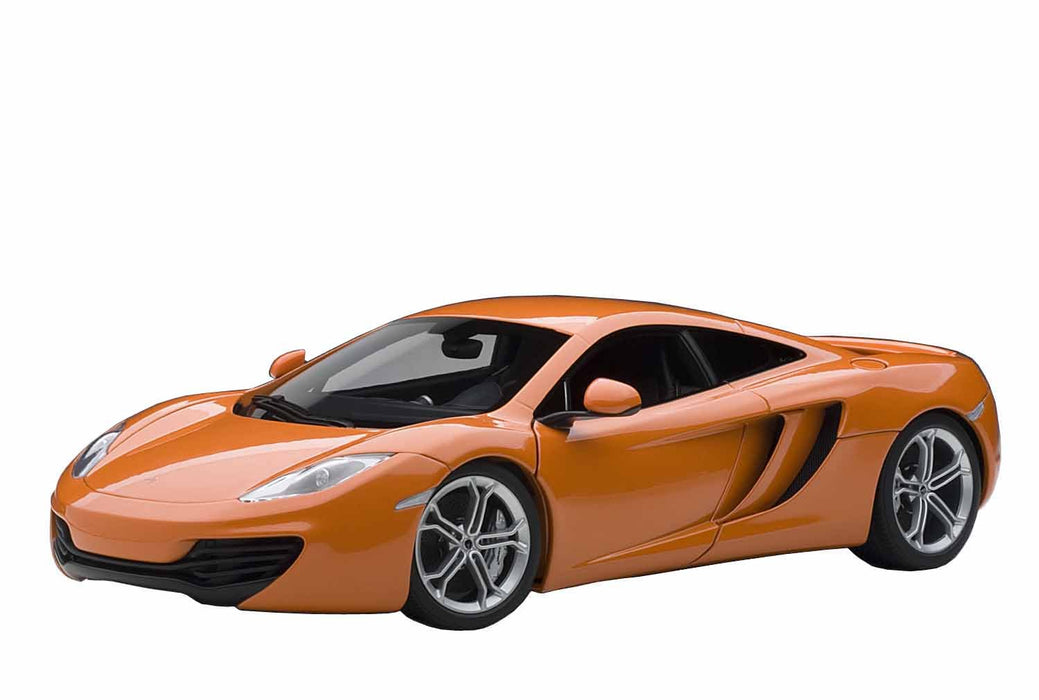 Modèle moulé sous pression McLaren MP4-12C Autoart 1/18 Orange