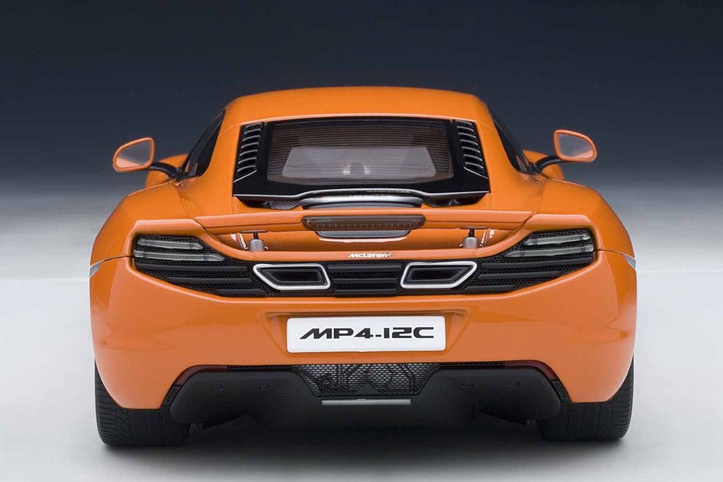 Modèle moulé sous pression McLaren MP4-12C Autoart 1/18 Orange