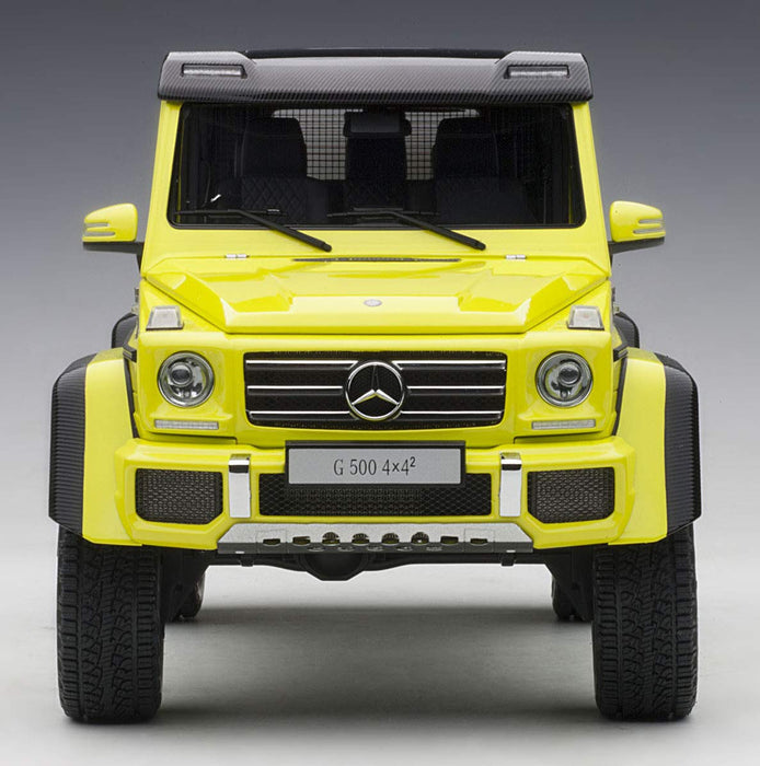 Modèle réduit de voiture Mercedes-Benz G500 4X4 jaune carré à l'échelle 1/18 d'Autoart