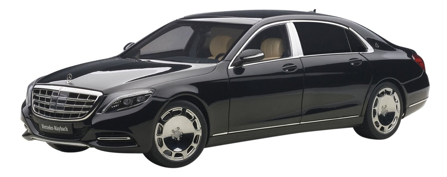 Modèle réduit de voiture Mercedes-Maybach S 600 noire à l'échelle 1/18 d'Autoart