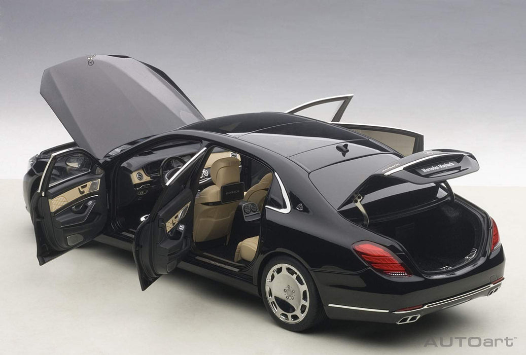 Modèle réduit de voiture Mercedes-Maybach S 600 noire à l'échelle 1/18 d'Autoart