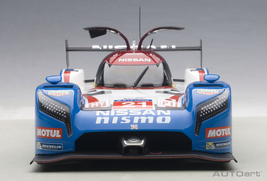 Modèle réduit de voiture Autoart 1/18 Nissan GT-R LM Nismo 2015 24 Heures du Mans