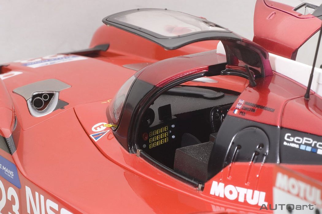 Autoart 1/18 Nissan GT-R LM Nismo 2015 #23 Le Mans 24h Modellauto