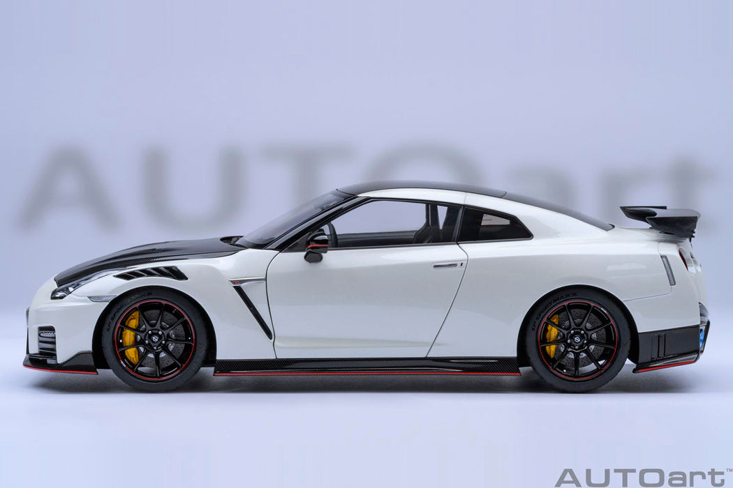 Autoart 1:18 Scale Nissan GT-R R35 Nismo Special Edition Pearl White Model