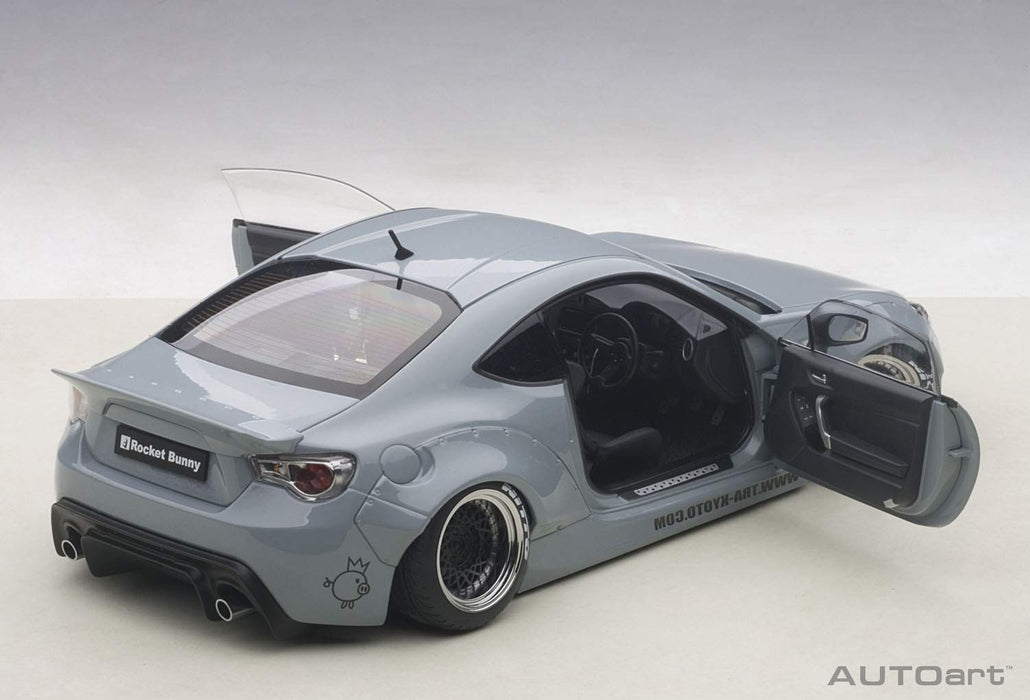 Autoart 1/18 Rocket Bunny 86 Betongrau mit schwarzen Rädern Fertigmodell