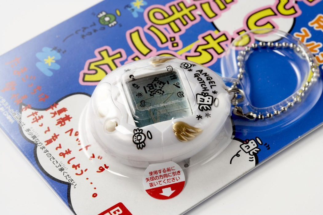 Bandai Tamagotchi Mobile Game Pearl White Virtual Pet Toy