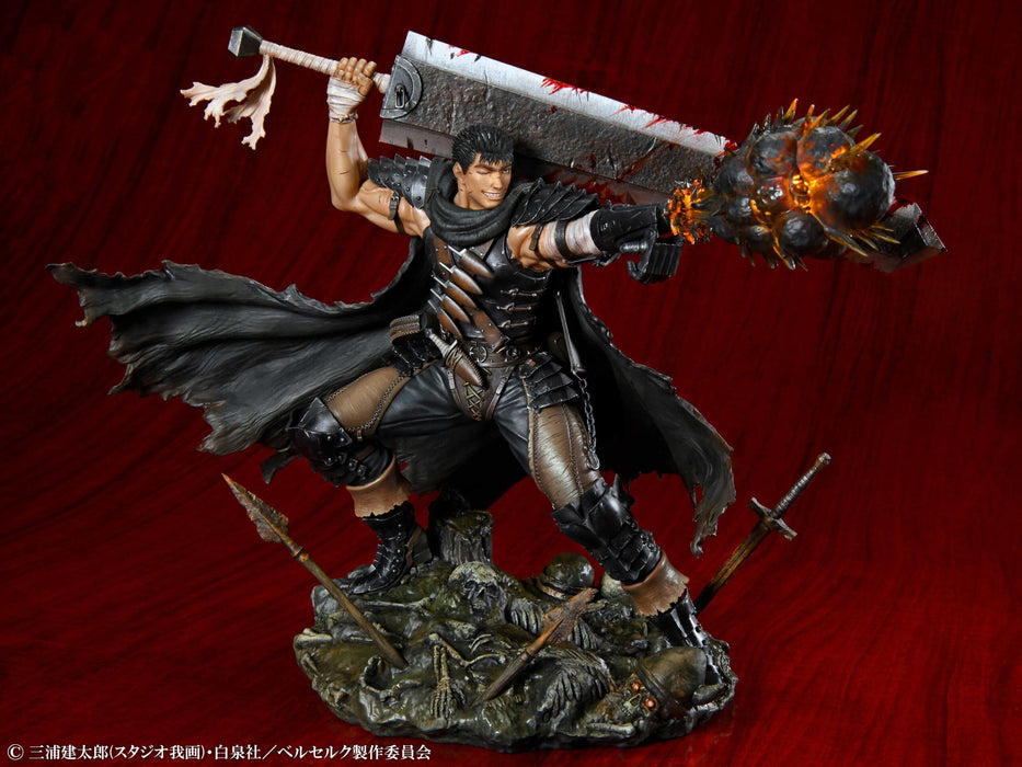 Doctors Entertainment Berserk Guts Figure 1/7 Scale by Medicos Entertainment