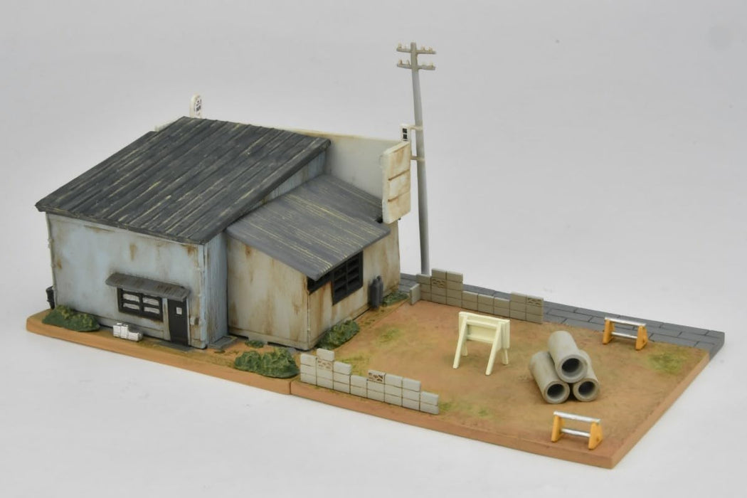 Tomytec Building Collection Kenkore 185 Vacant Lot Garage Diorama Supplies